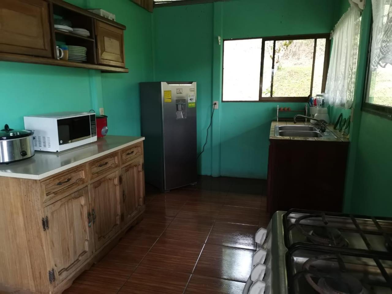 טוריאלבה Bella Vista Guest House מראה חיצוני תמונה