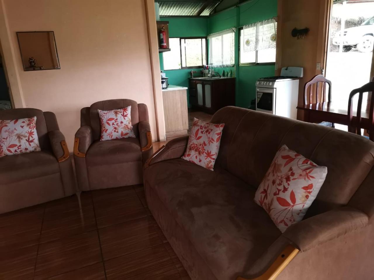 טוריאלבה Bella Vista Guest House מראה חיצוני תמונה