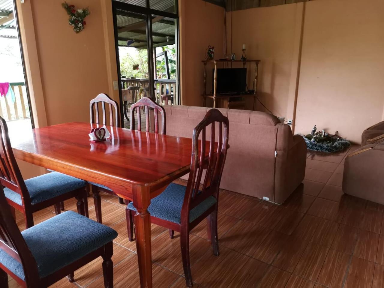 טוריאלבה Bella Vista Guest House מראה חיצוני תמונה